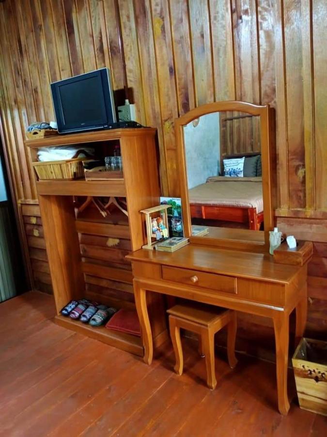 Hotel เรือนไทยใจสุขเอ๋ย Ban Bang Wa Exterior foto