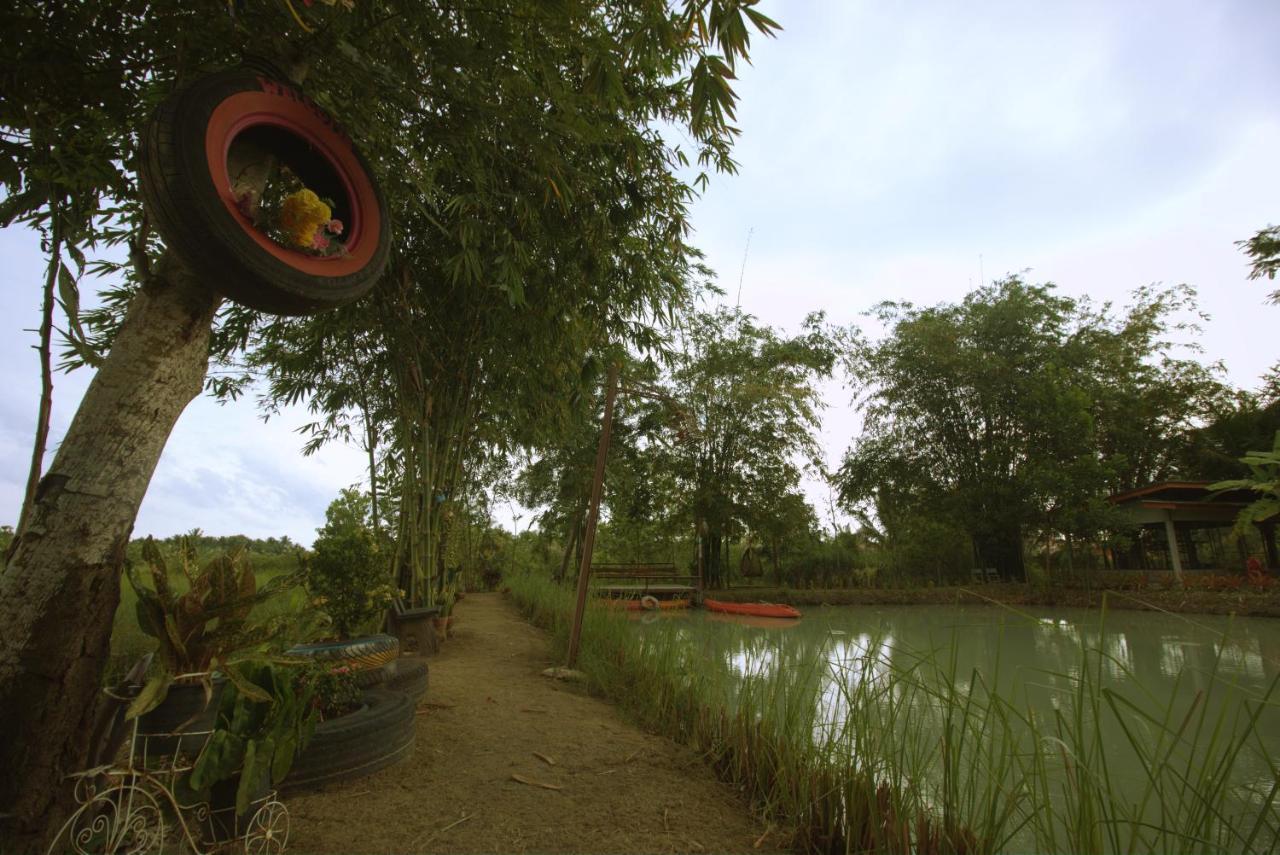 Hotel เรือนไทยใจสุขเอ๋ย Ban Bang Wa Exterior foto